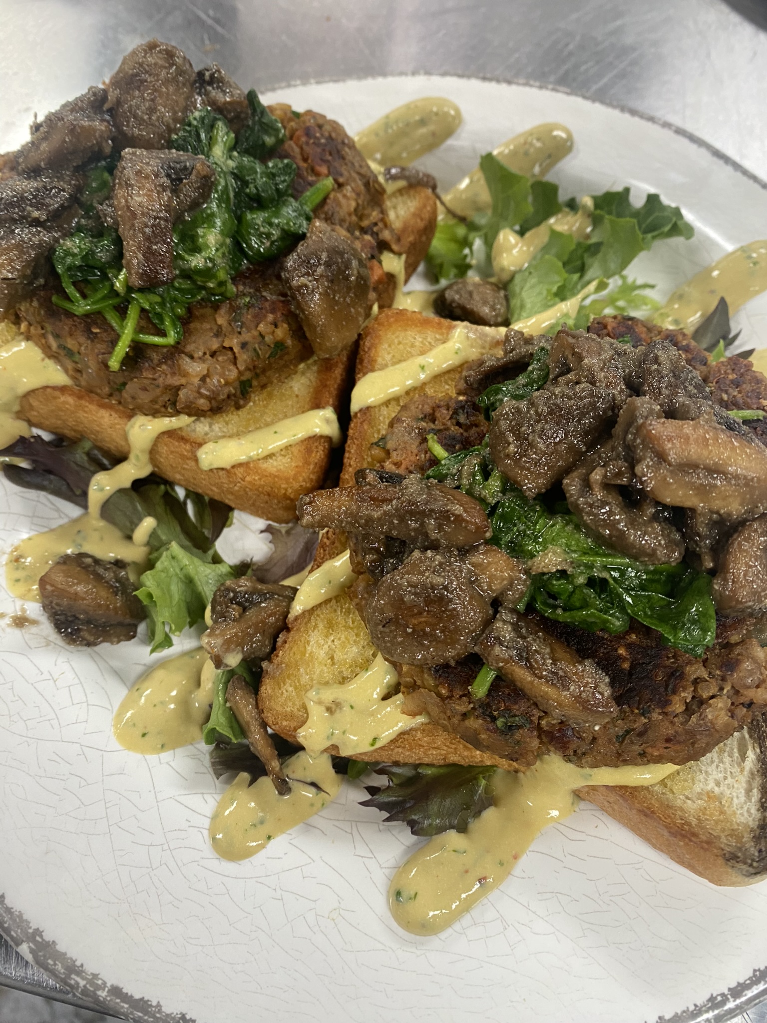 Walnut and lentil burgers prepared by Gaetano Mazza